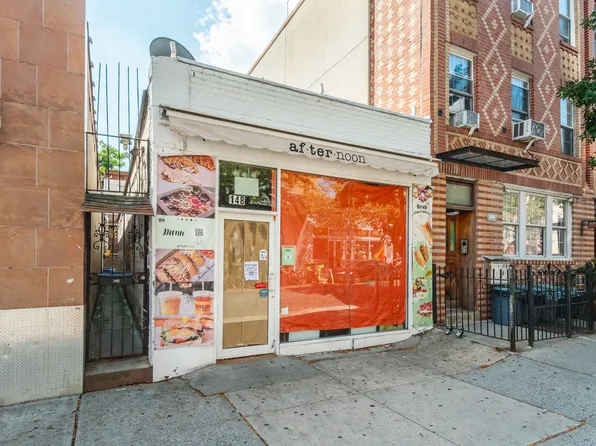 146 North Seventh Street image 18 of 36