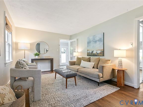 3rd image of 2207 Locbury Ln
