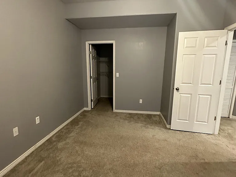 821 Circle Dr — Photo 14