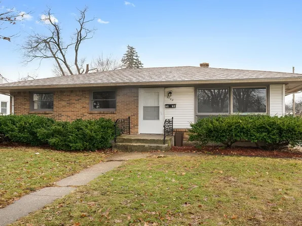 2420 Midway Dr, Rockford, IL 61103