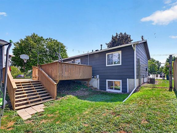 3rd image of 3513 7th St NW