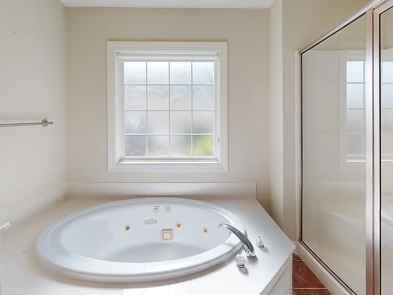 116 Folly Bend Dr — Photo 8