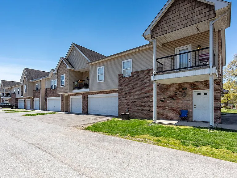 Welcome to Willow Crossings Apartments! Phase II