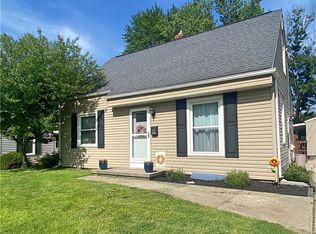 2343 Parkview Dr, Cuyahoga Falls, OH 44223