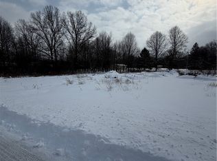 6979 Johnson Rd, Lowellville, OH 44436