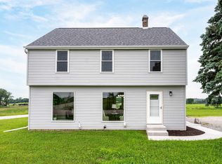 W7292 County Rd S, Shiocton, WI 54170