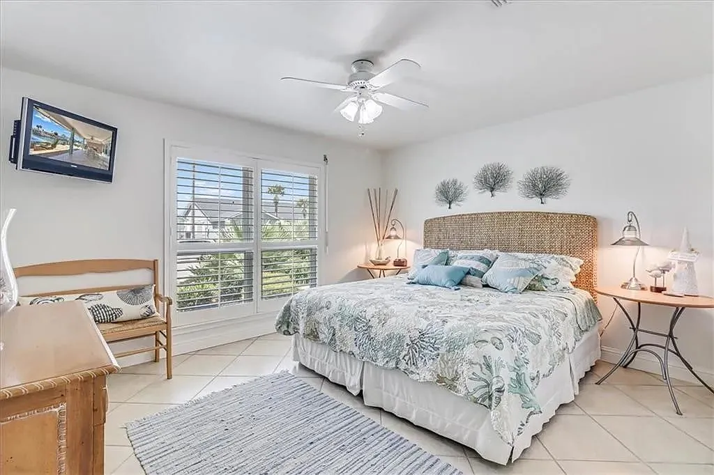 2 bed, 1782 sqft, $4,050 — Photo 3