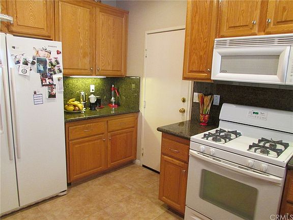 3rd image of 7465 Clay Ave