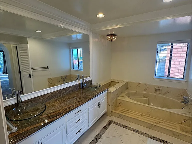 11445 Etiwanda Ave — Photo 20