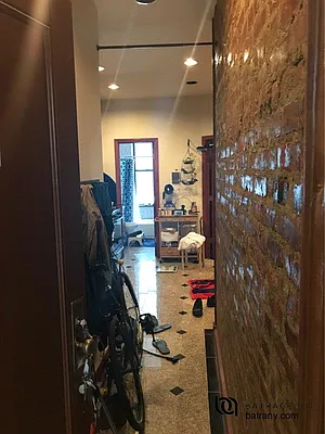 Rented by Batra Group Inc | media 10