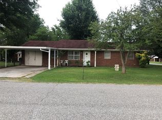 902 NW L St, Stigler, OK 74462