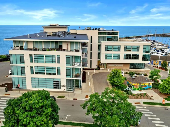 324 N Lake STREET #203, Port Washington, WI 53074