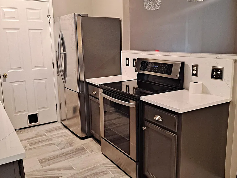 133 Julian Pl — Photo 34