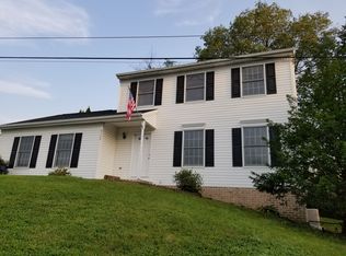 4724 Charles Rd, Mechanicsburg, PA 17050