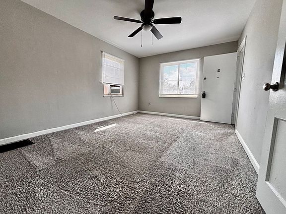 3rd image of 237 E Xenia Dr #C