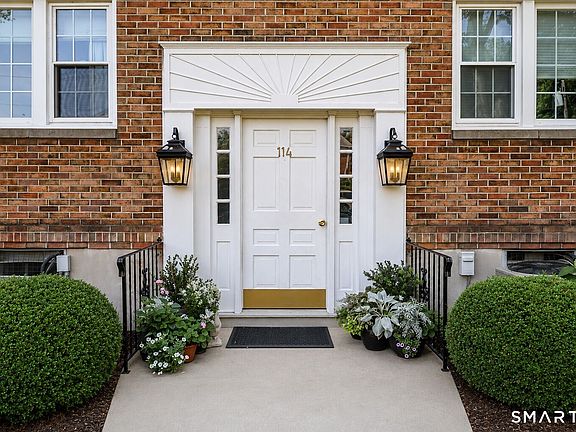 2nd image of 114 Heritage Hill Road #C