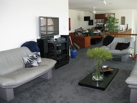 Loft Media/Living Rooms