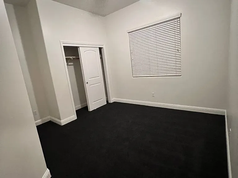 2922 Paradise Point Pl — Photo 4
