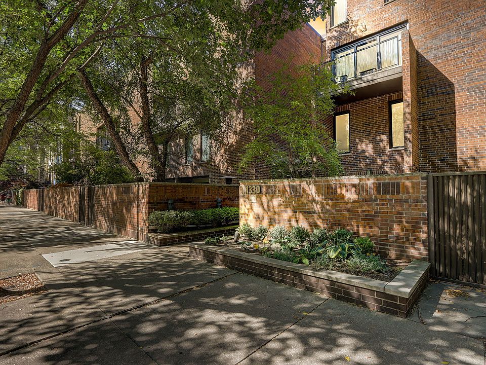 1st image of 1330 N Lasalle St #103