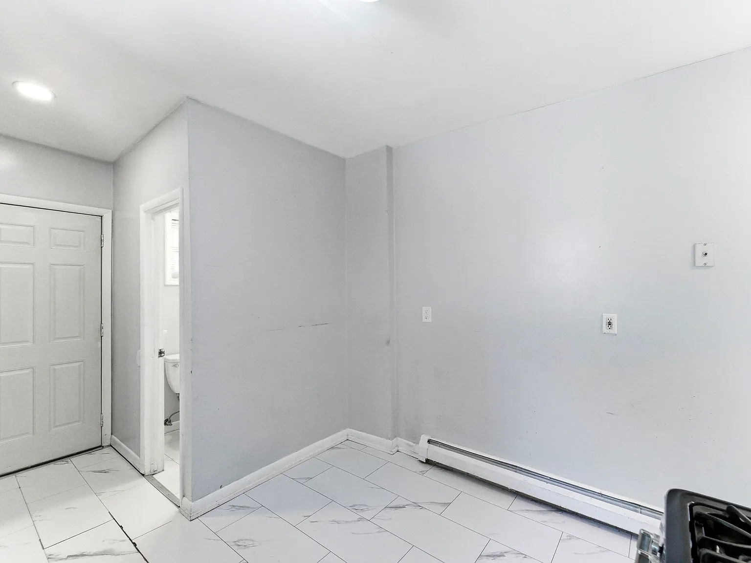 2 bed, $2,300 — Photo 2