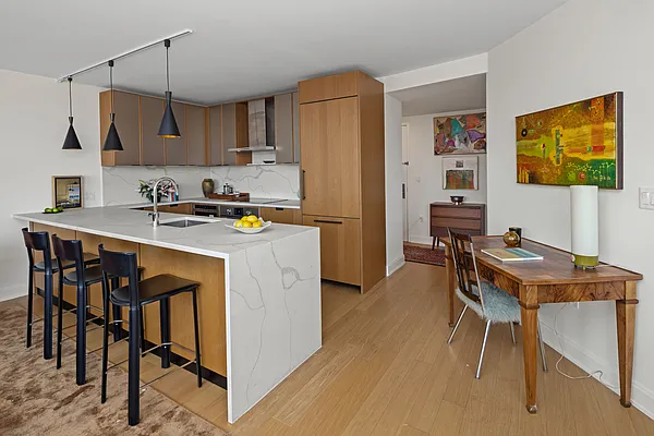 Rented by Compass | media 56