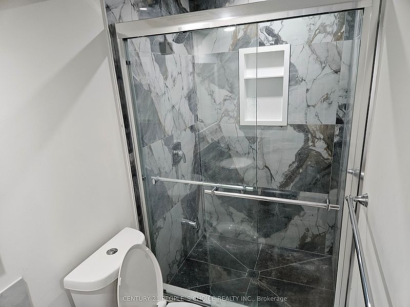 Kitchener House for rent - 2 Bedrooms — photo 14