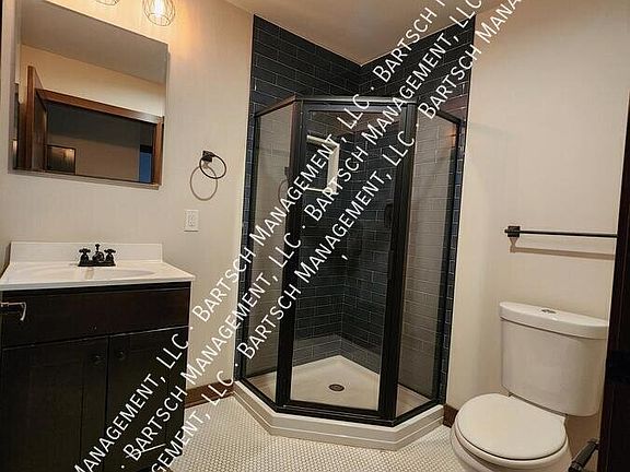 5th image of 2314 W Wells St