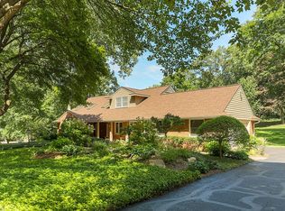 1011 Spruce Dr, Ann Arbor, MI 48104