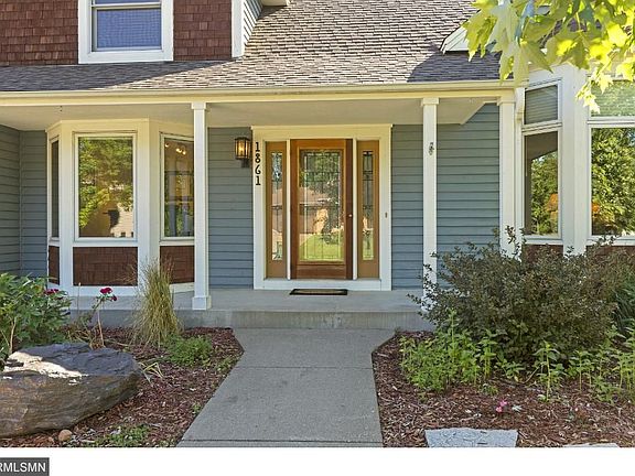 3rd image of 1861 Oak Glen Dr