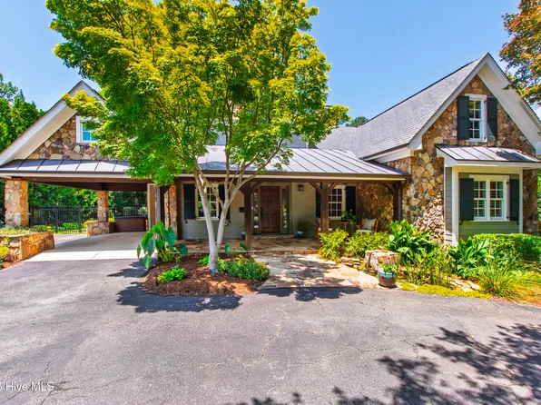 2707 Anderson Drive, Raleigh, NC 27608