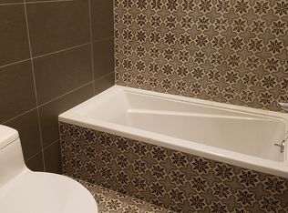 906 Greene Ave, Brooklyn, NY 11221