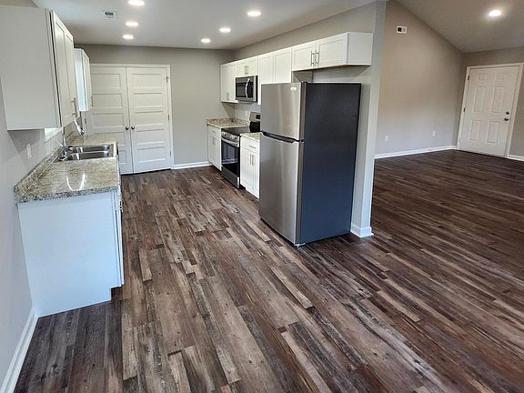 4th image of 408 A Blountsville St