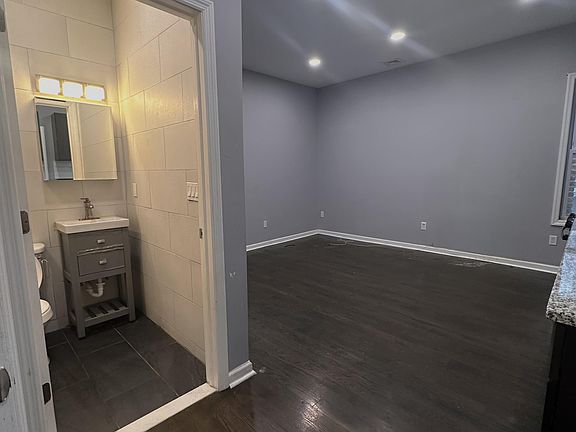 4th image of 502 Springfield Ave APT 4