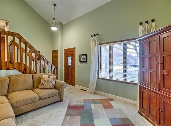 3rd image of 7809 NW 70th St