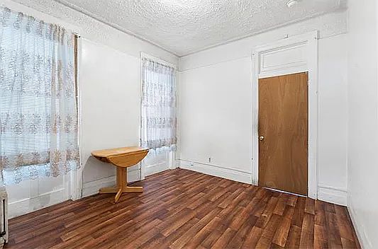 1st image of 3692 Broadway #4