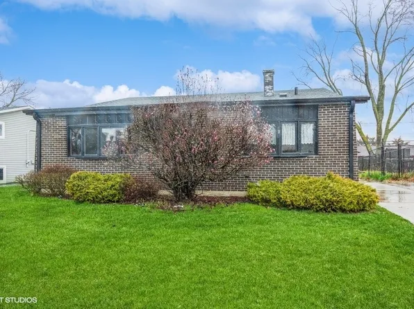78 E Drummond Ave, Glendale Heights, IL 60139
