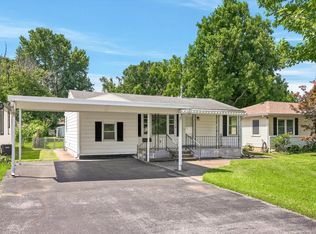 2148 E Walnut St, Springfield, MO 65802