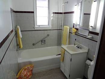 4th image of 4610 Jefferson Ave