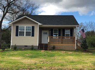 1056 Indian Cave Rd, New Market, TN 37820