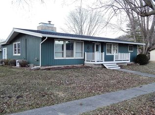 156 Park St, Peterson, MN 55962