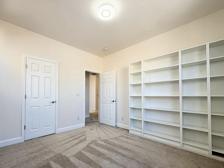 4th bedroom