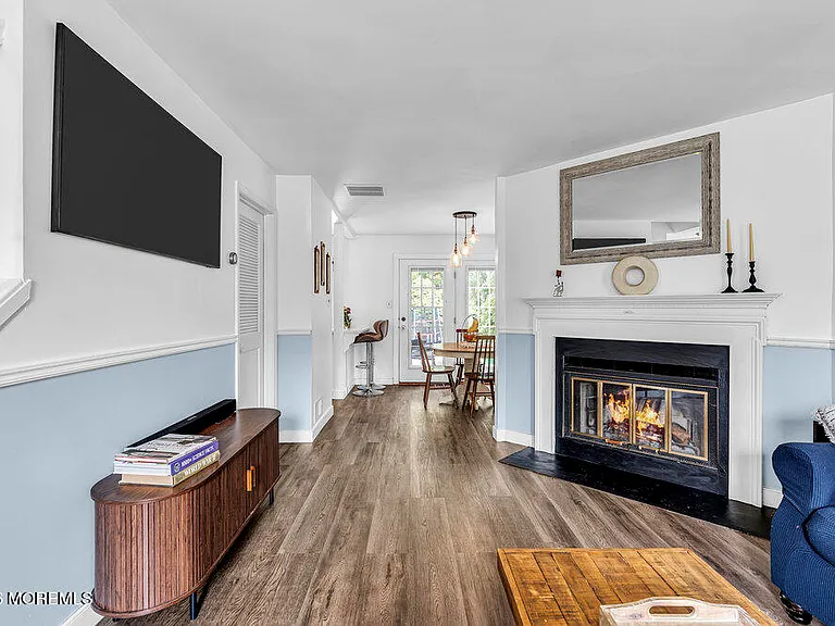 38 Devon Ct — Photo 6