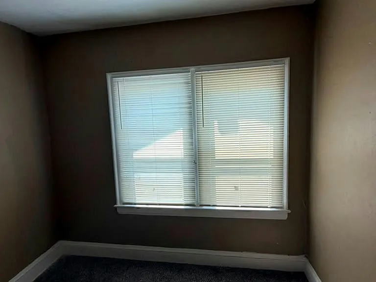 12420 Phillips Ave — Photo 8