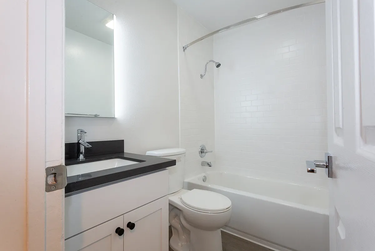 Bathroom - Milo on Morton