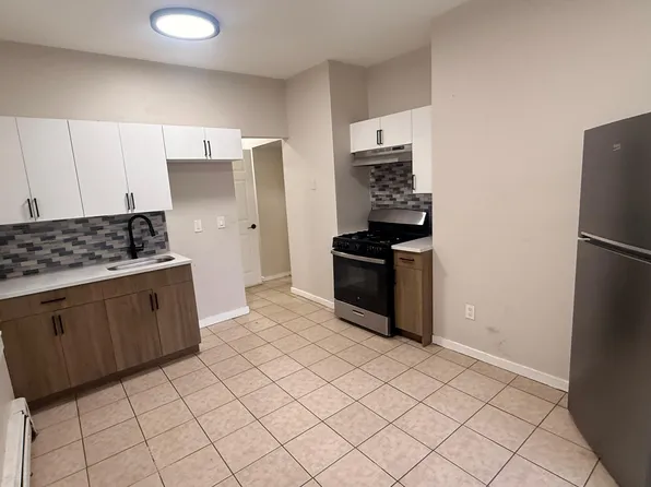 135 Wilkinson Ave #29E, Jersey City, NJ 07305