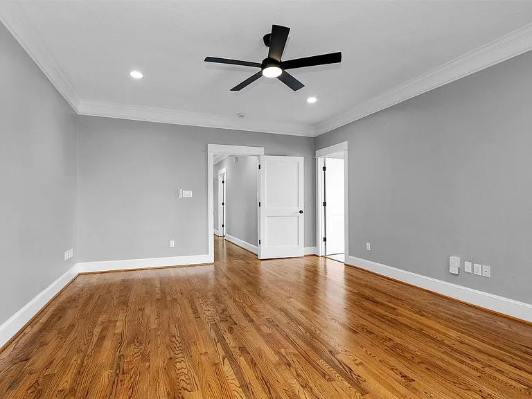 304 Vincent St — Photo 26