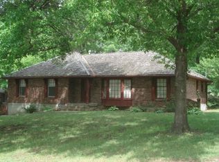 3932 Grant Ave, Independence, MO 64055