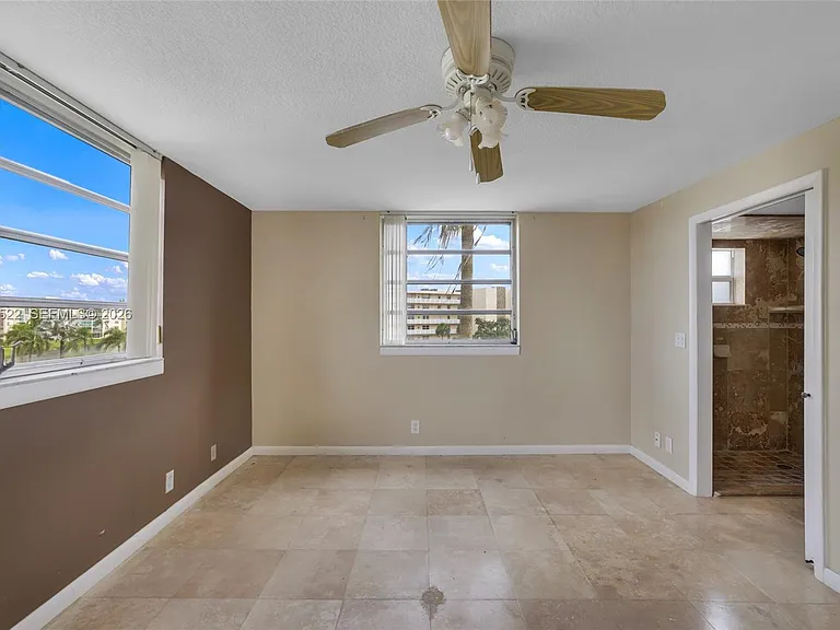 321 SE 3rd St #408 — Photo 22