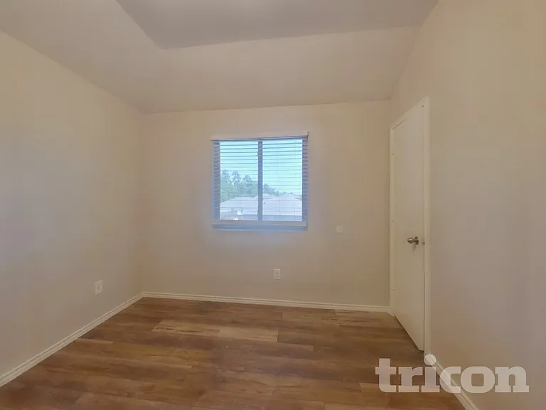 11430 Ryan Ct — Photo 12