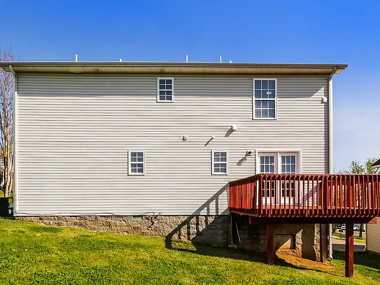 1007 Cheryl Ln — Photo 17